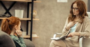 Discuție de evaluare psihologică copil - psiholog